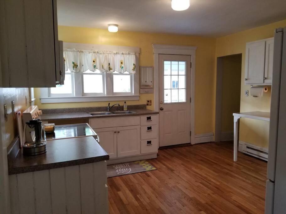 Basecampwv-Durbin. Spacious 4 Bedroom House W/Yard Eksteriør bilde