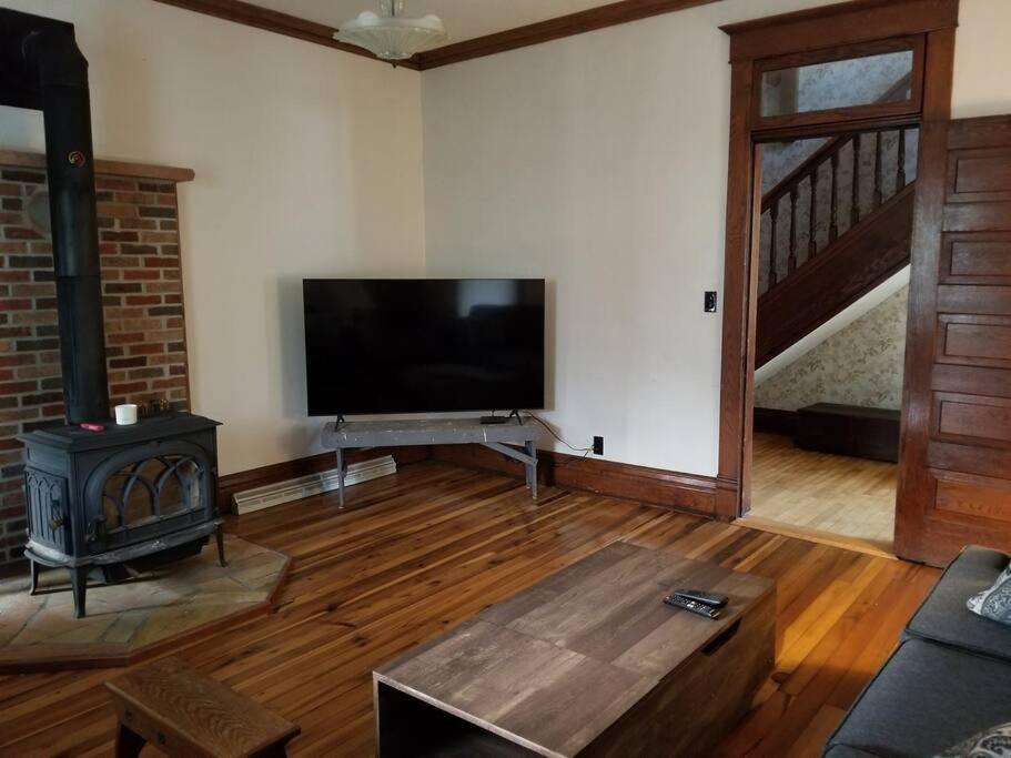 Basecampwv-Durbin. Spacious 4 Bedroom House W/Yard Eksteriør bilde